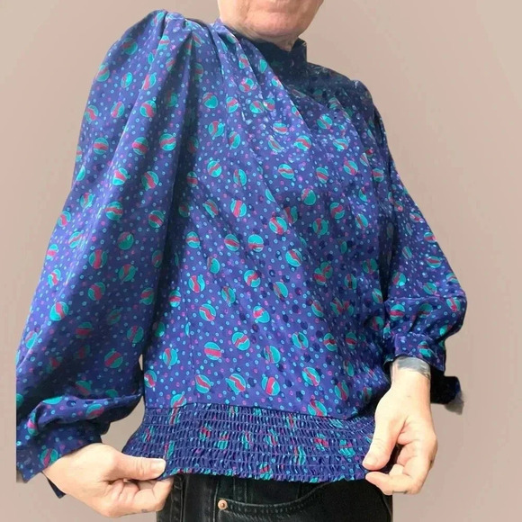 Vintage 70’s silky three flaggs California saturn novelty pattern blue top-L - Picture 8 of 11